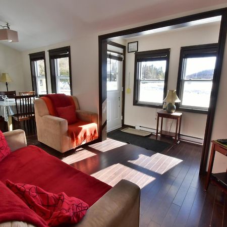 Emme Chalets Sainte-Lucie-de-Doncaster Exterior foto